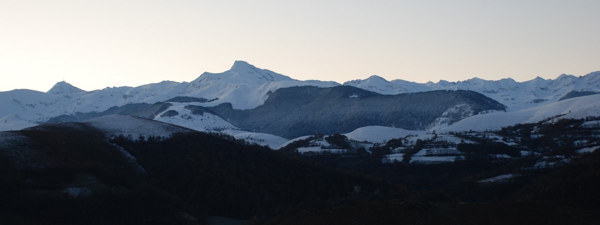 Pano neige chaine soir.jpg